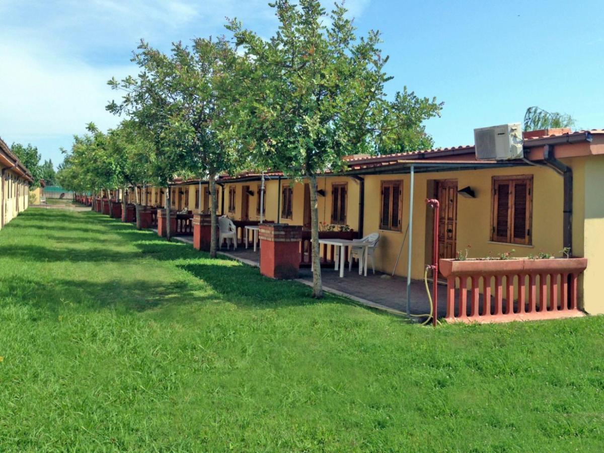 Onda Camping Village Ardea Esterno foto