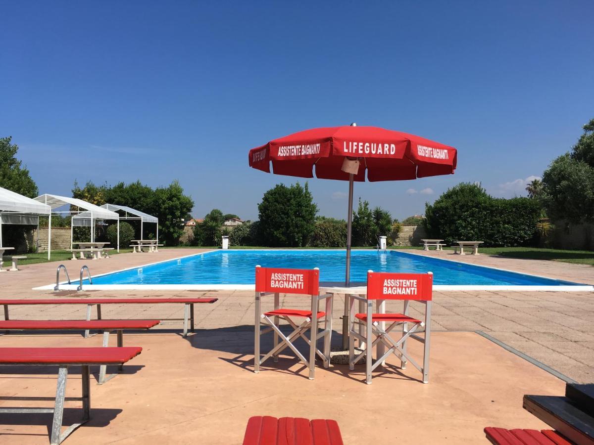 Onda Camping Village Ardea Esterno foto