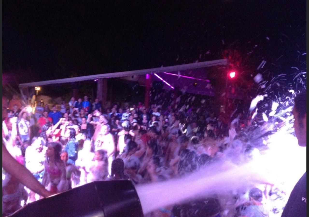 Onda Camping Village Ardea Esterno foto