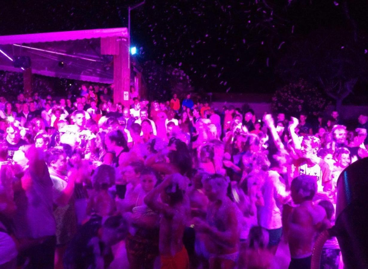 Onda Camping Village Ardea Esterno foto